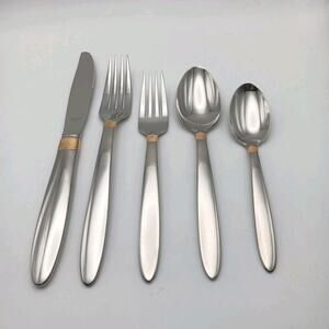 Gorham Narraqansett Gold Glossy 5 Piece Place Set Stainless Flatware New
